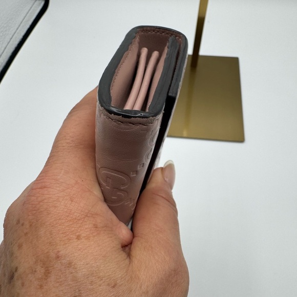 Gucci Pink Embossed Leather Long Wallet In Pristine Condition Rose Pink - Picture 9 of 16